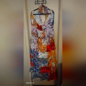 Strapless back out maxi dress